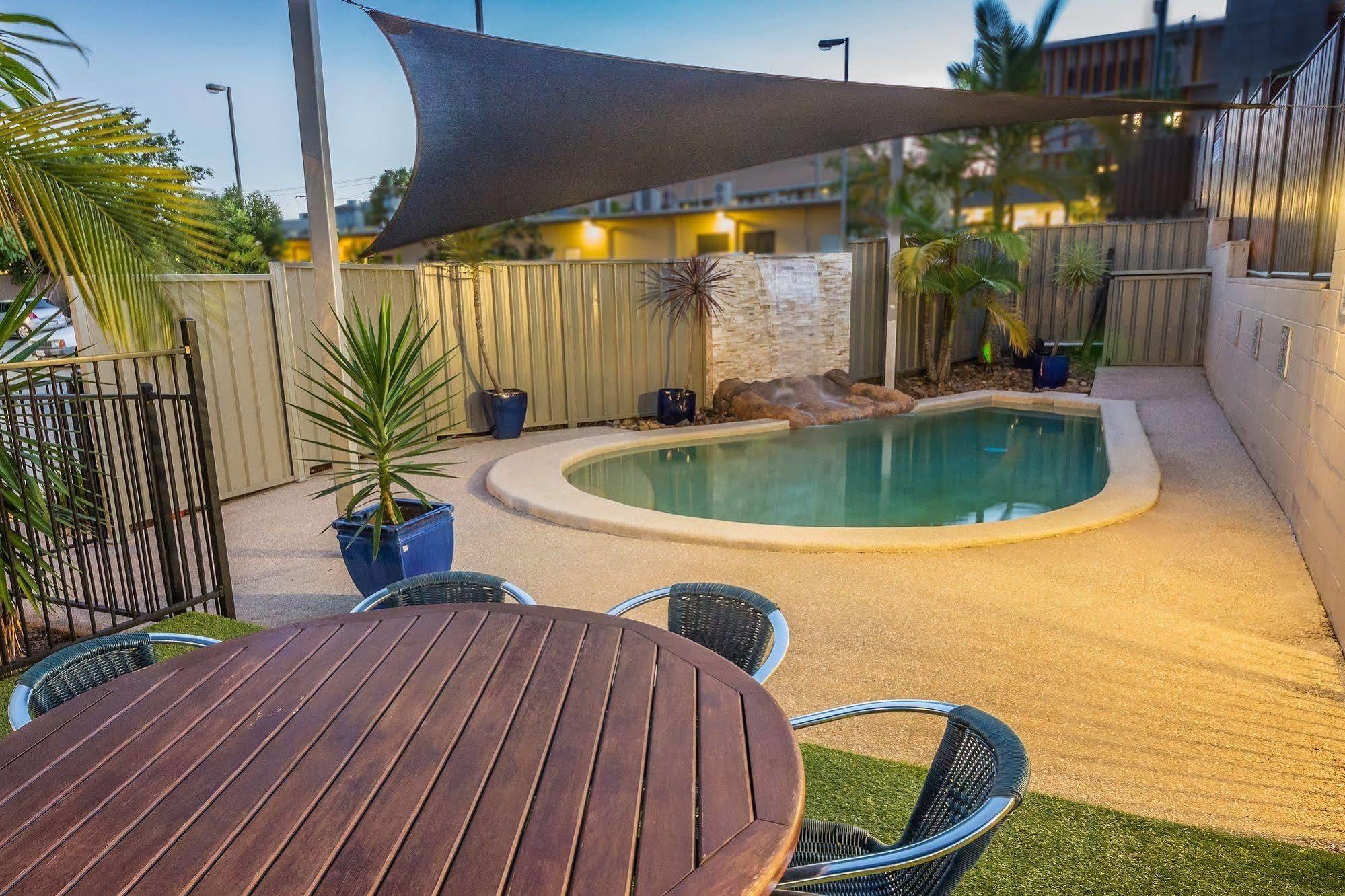 Nambour Heights Motel Екстер'єр фото
